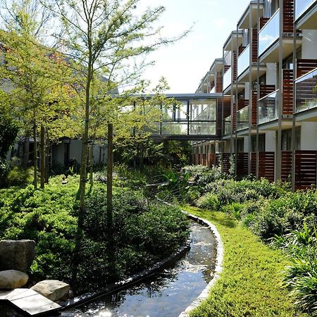 Vineyard Hotel Cape Town Exterior photo